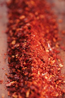 harissa baharat karışımı, geleneksel Fas kırmızı sıcak biber karışımı yığını