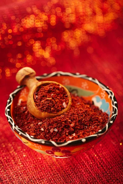 Pile Aleppo Pepper Mild Chilli Flakes Small Metal Bowl Red — Stock Photo, Image