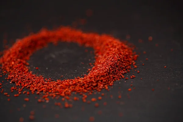 Aleppo Paprika Enyhe Chilipaprikából Készült Pehely Kis Tálban — Stock Fotó