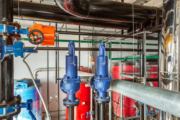 Unité Technologique Une Chaudière Industrielle Automatique Gaz Avec Vannes Tuyaux — Photo