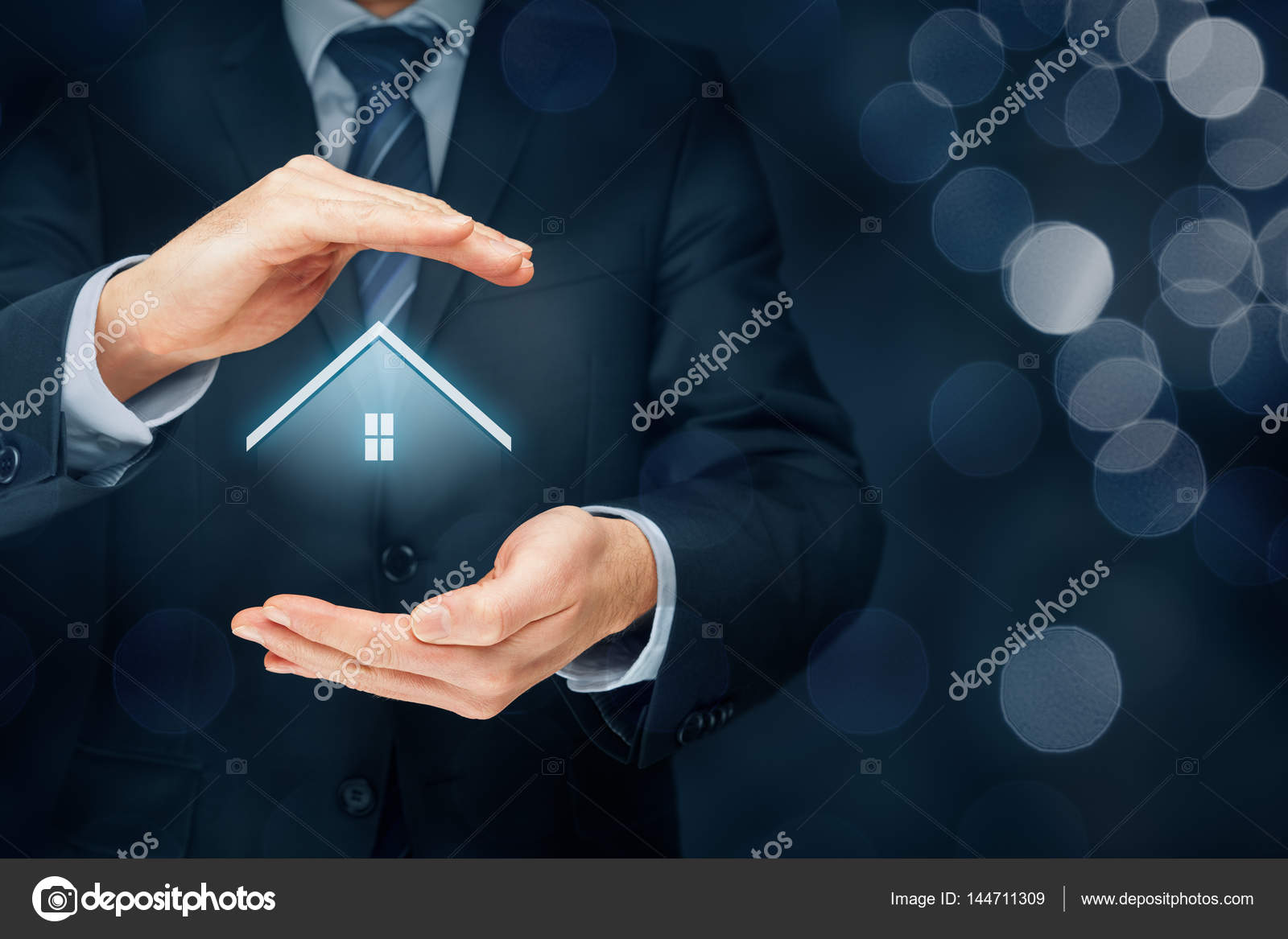 Real estate agent offer house Stock Photo by ©Jirsak 144711309