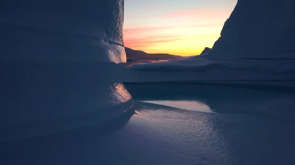 Gronelândia Iceberg Viagem Oceano Neve — Fotografia de Stock
