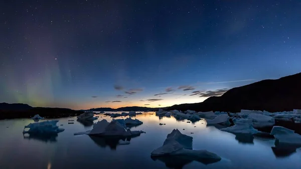Groenlandia Iceberg Viaggi Oceano Neve — Foto Stock