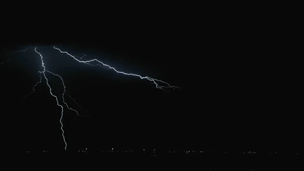 Gran tormenta iluminación cielo fondo —  Fotos de Stock