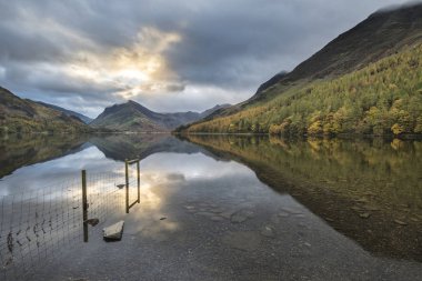 Lake Buttermere göl güzel sonbahar sonbahar manzara görüntüsü