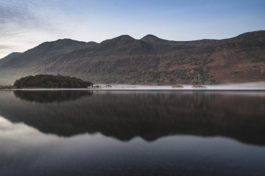 Crummock su sunri, güzel sonbahar sonbahar manzara resim