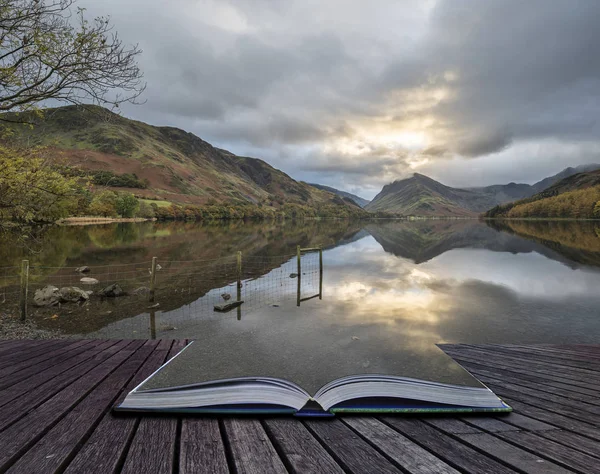 Lake Buttermere göl güzel sonbahar sonbahar manzara görüntüsü — Stok fotoğraf