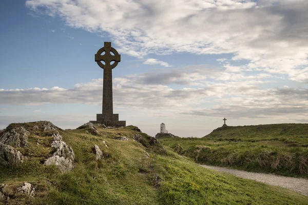 Burun ucundaki fener çarpıcı yaz manzara görüntü