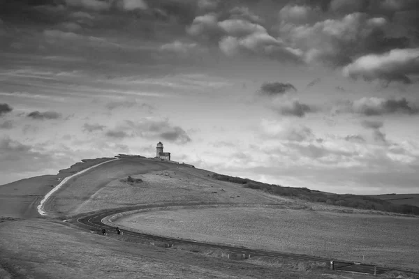 Oszałamiający obraz czarno-biały krajobraz Belle Tout lighthous — Zdjęcie stockowe