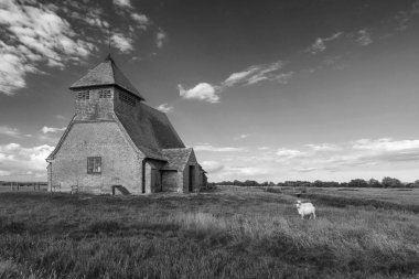 St Thomas Becket kilise manzara Fairfield Romney Mar üzerinde