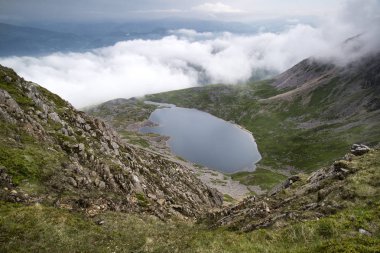 Snowdonia Milli Cadair Idris dağın tepesine arıyorsunuz 