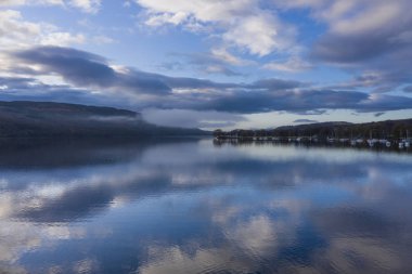 Coniston üzerinde nefes kesen canlı hava aracı manzarası görüntüleri