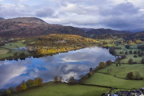 Breathtaking vibrant aerial drone landscape images over Coniston — Stock Photo, Image
