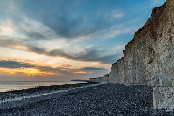 Belle Image Paysage Falaises Craie Blanche Avec Coucher Soleil Vibrant — Photo