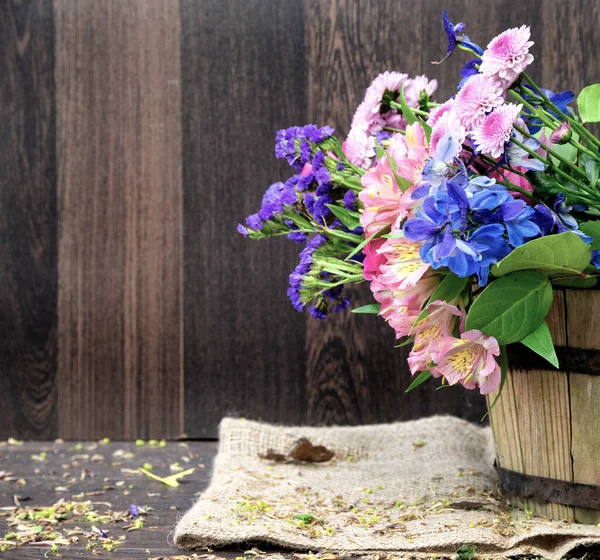 Hermoso Aspecto Vintage Aplicado Paraferalia Romántica Flores Jardines Con Flores — Foto de Stock