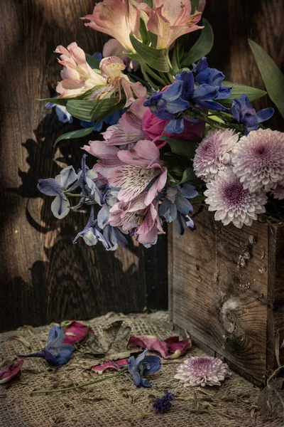 Bellissimo Look Vintage Applicato Romantico Fiore Giardino Paraphenalia Still Life — Foto Stock