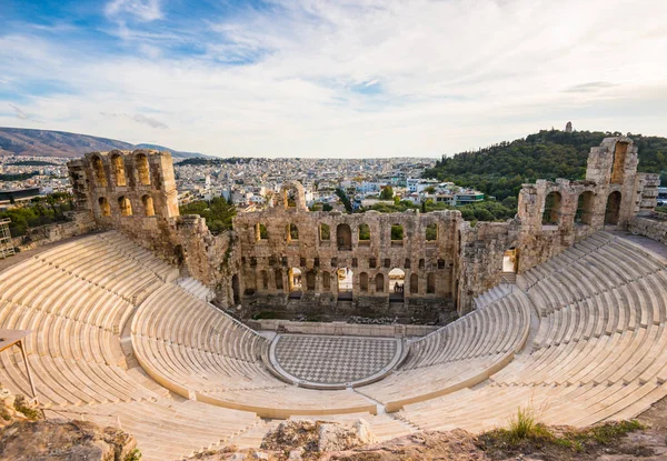 Odéon d'Herodes Atticus dans Acropole d'Athènes en Grèce vue d'en haut — Photo