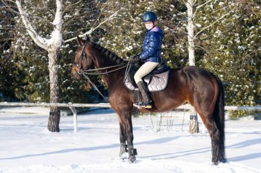 Kışın bir binicilik on yıl kız