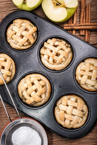 Fresh homemade delicious apple muffins . — Stock Photo, Image