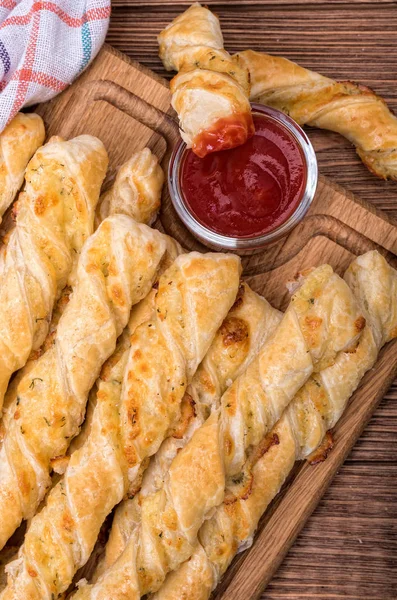 Puff pastry cheese twists. — Stock Photo, Image