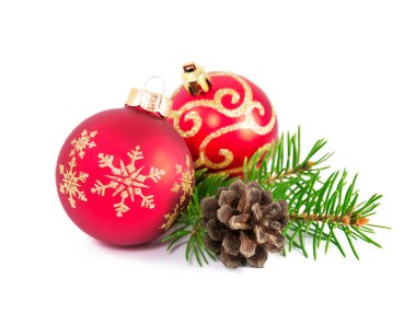 Beyaz arka planda izole edilmiş Noel süslemeleri.