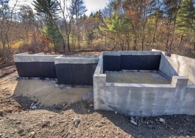 Su yalıtımı ile yeni beton ev Vakfı