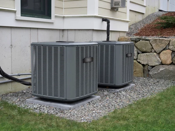 Verwarming Airconditioning Units Gebruikt Warmte Afkoelen Van Een Huis — Stockfoto