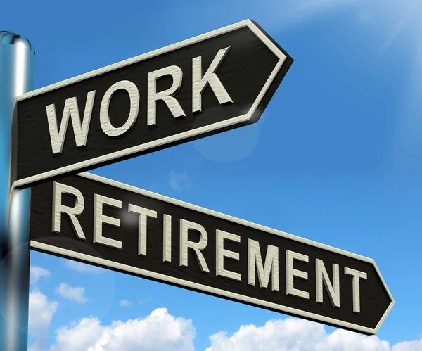 Work Or Retire Signpost Showing Choice Of Working Or Retirement — Stock fotografie