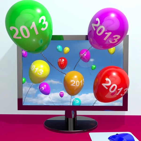 2013 ballonnen van computer vertegenwoordigen jaar tweeduizend en t — Stockfoto