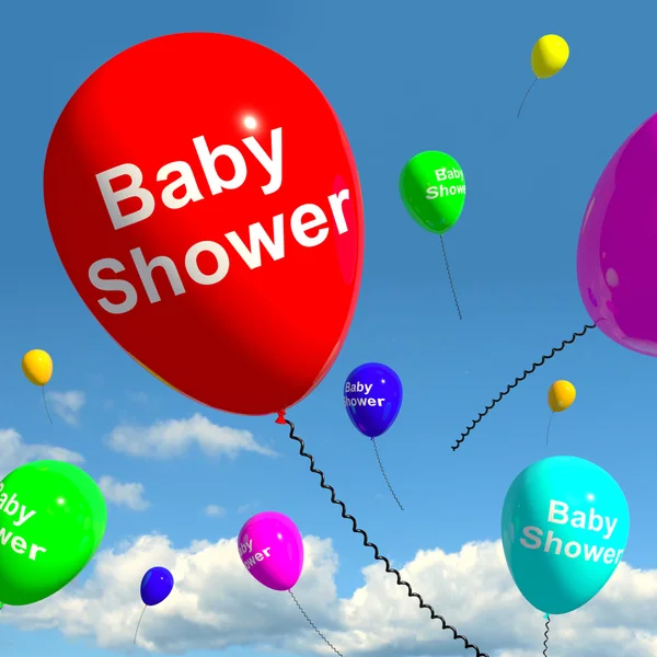 Bebé ducha en globos en el cielo para recién nacido fiesta de nacimiento —  Fotos de Stock