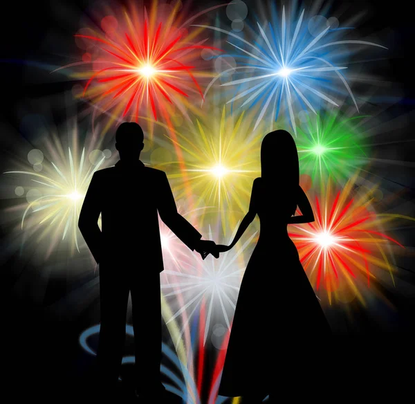 Silhueta casal na frente de fogos de artifício celebrações românticas — Fotografia de Stock
