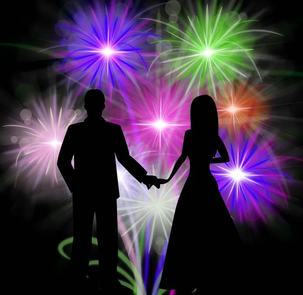 Coppia silhouette di fronte a fuochi d'artificio Festeggiamenti romantici — Foto Stock