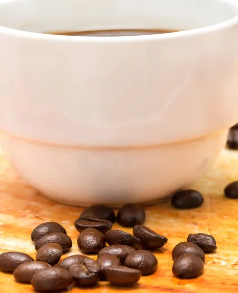 Fincan taze kahve kahve anlamına gelir kafeterya ve Barista — Stok fotoğraf