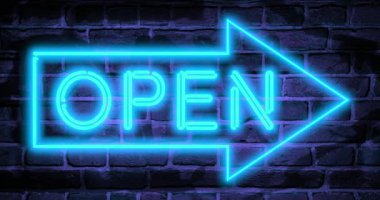 Mağaza girişinde parlayan ve aydınlatılan neon açık tabela. Ticari veya perakende mağazası için pano - 4K