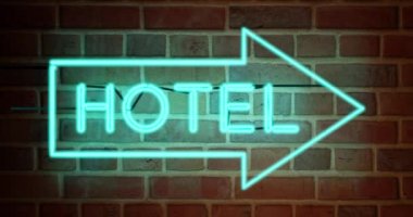 Neon Otel 'in pansiyonuna doğru tabela. Tatil veya tatil pansiyonunda konaklama olanağı - 4k