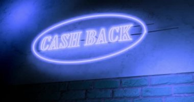 Parası neon olan tabela, indirim indirimini nakit para iadesi olarak gösteriyor. Tasarruf teklifi veya anlaşma ile bir alışveriş garantisi - 4K