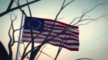 Betsy Ross bayrağı dalgalanması özgürlük ve özgürlüğü simgeliyor. Devrimci savaşın tarihi bayrağı - video animasyonu