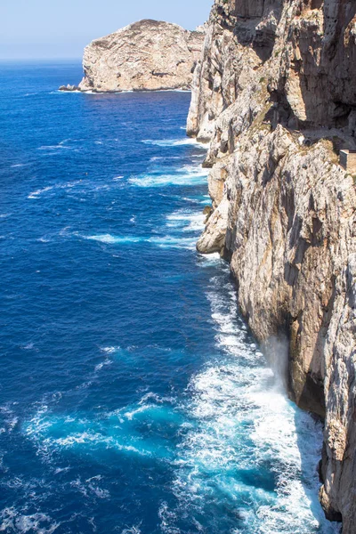 Cueva Neptuno en Alghero, Cerdeña, Italia — Foto de Stock