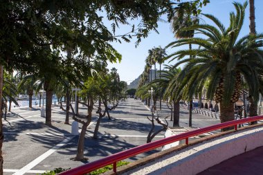 Passeig de Colom - Barcelona limanına yolu 