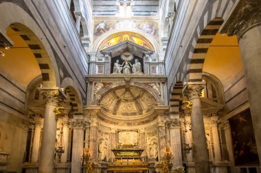 Pisa cathedral iç görünüm, İtalya