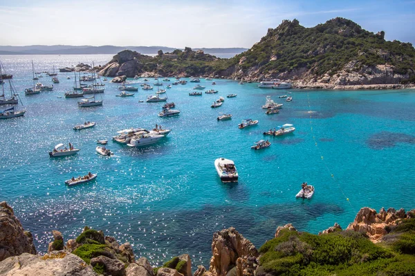 Cala Corsara, isola di Sardegna, Italia — Foto Stock Cala Corsara, isola di Sardegna, Italia — Foto Stock