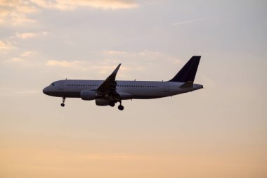 Uçak Frankfurt Havaalanına iniyor.
