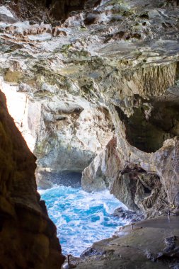 Mağara, Neptün içinde Sardunya, İtalya