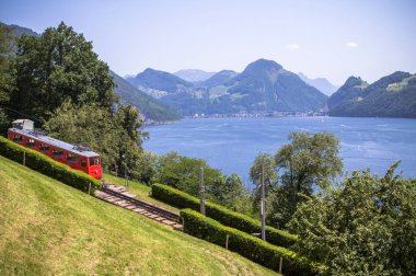 Kırmızı dişli tren Lucerne, İsviçre