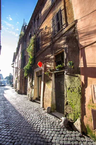 イタリアの家の正面 — ストック写真