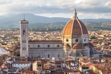 Görünümüne Basilica di Santa Maria del Fiore Floransa, İtalya