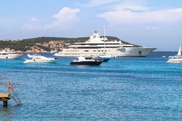 Luxury yachts at Porto Massimo bay at Sardinia Island, Italy — Stock Photo, Image