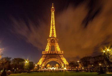 Eyfel Kulesi, gece Paris, Fransa