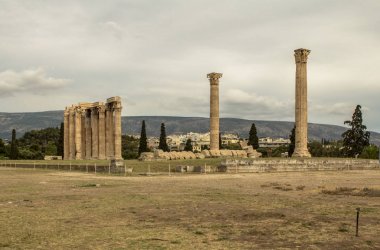 Zeus Tapınağı, Atina, Yunanistan