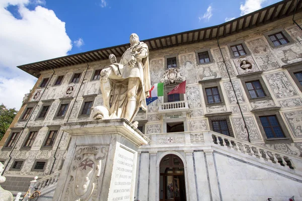 Piazza dei Cavalieri (Palazzo della Carovana), Pisa, Italy — Stok fotoğraf